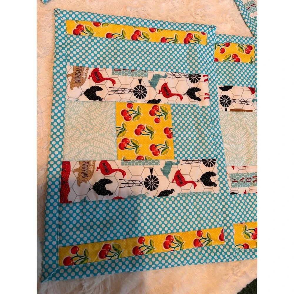 Quilted Placemats and Table Runner